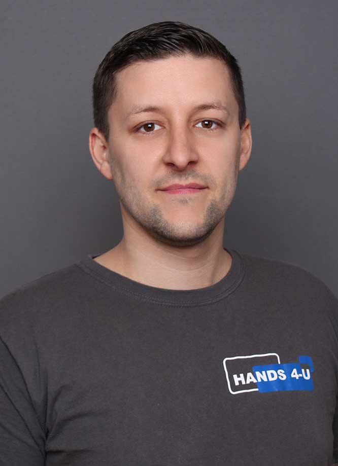 hands4-u_team_danny_niczak